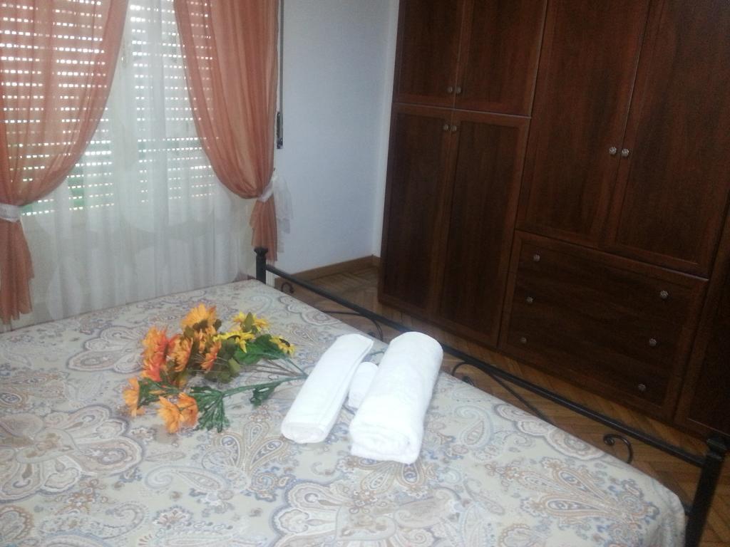 Bed and Breakfast Amico Del Sole Rom Zimmer foto